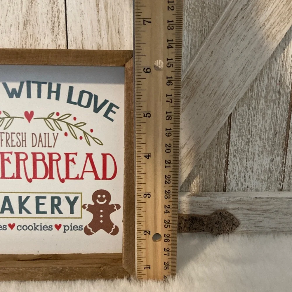 Hobby Lobby 2022 Gingerbread Bakery Mini Tray